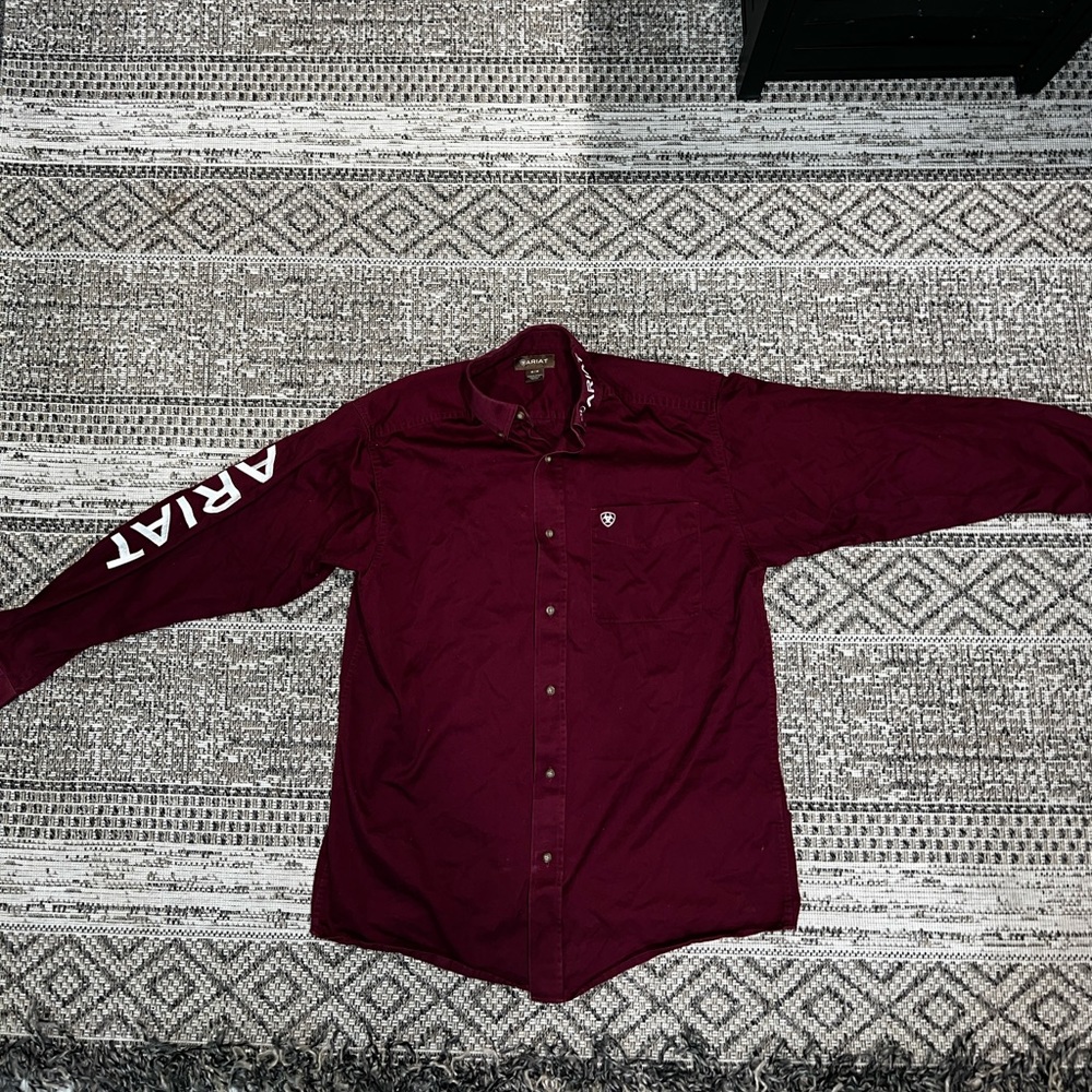 Ariat Burgundy button up shirt